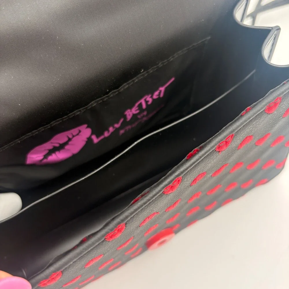 Betsey Johnson Black Red Hearts Mini‎ Top Handle Crossbody Valentine Bag Purse